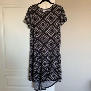 Sale!! Lularoe Carly Medium